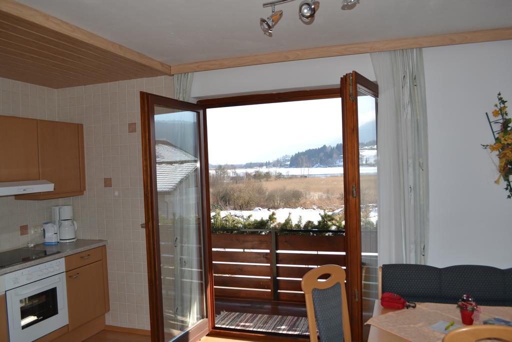 Gaestehaus Lindermuth Presseggersee Habitación foto